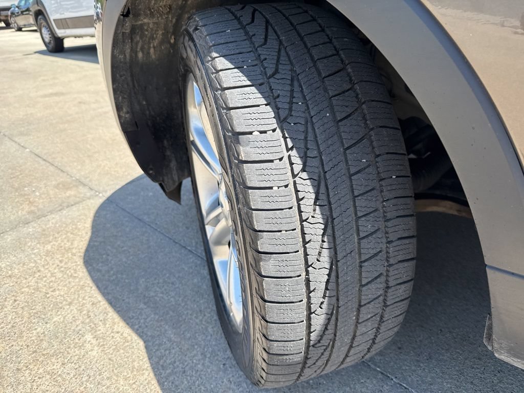 Used 2015 Ford Explorer Limited AWD/4WD image 47