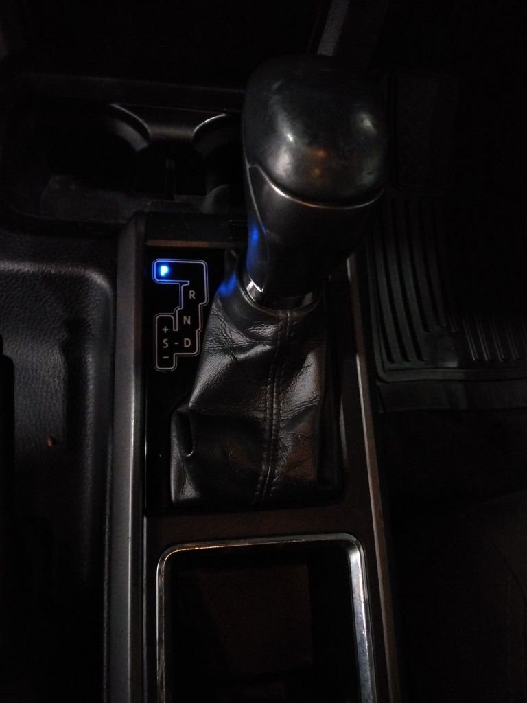 Used 2018 Toyota Tacoma TRD Off-Road image 17