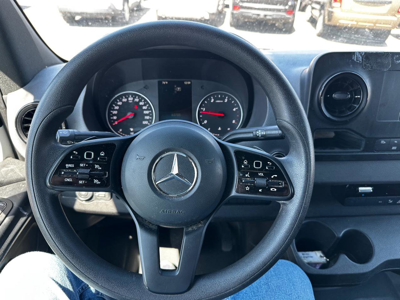 Used 2023 Mercedes-Benz Sprinter 1500 image 11