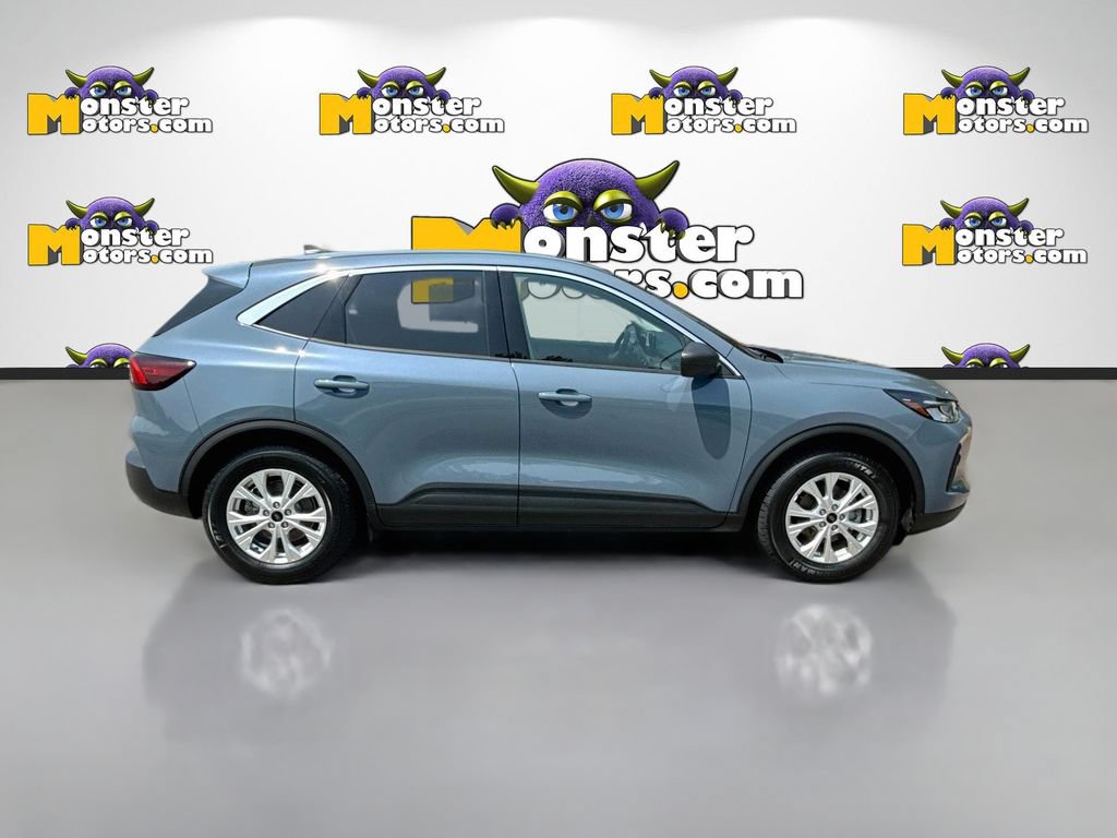 Used 2024 Ford Escape Active FWD image 4