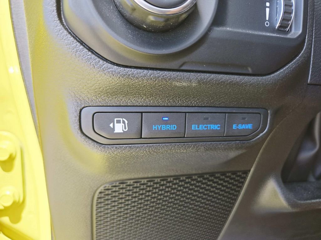 Used 2023 Jeep Wrangler Unlimited Sahara w/ Cold Weather Group AWD/4WD image 37