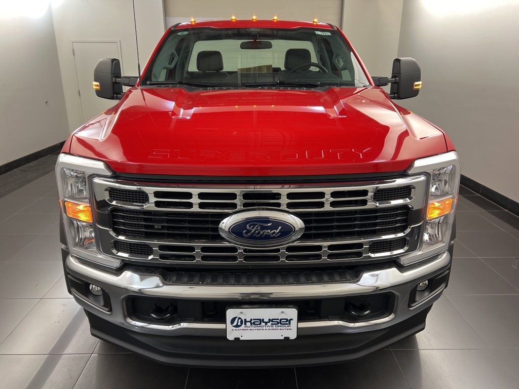 New 2026 Ford F550 4x4 Regular Cab Super Duty image 2