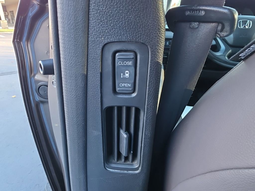 Used 2019 Honda Odyssey EX-L image 35