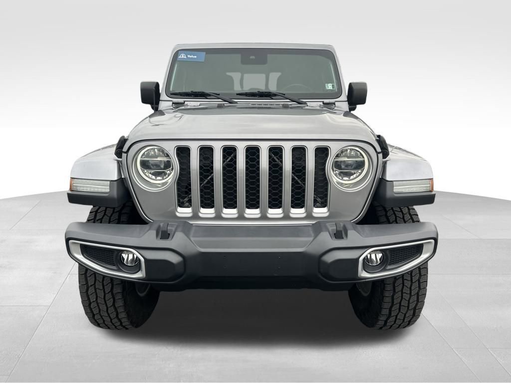 Used 2020 Jeep Gladiator Overland image 2