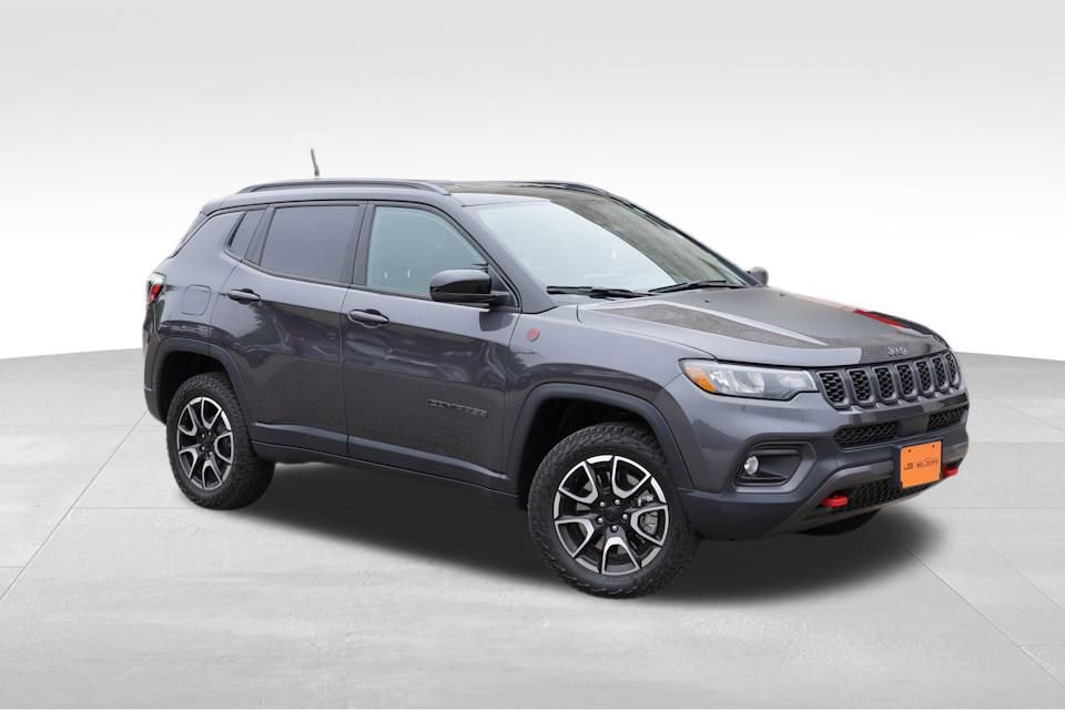 Certified 2024 Jeep Compass Trailhawk w/ Trailhawk Convenience Group image 2