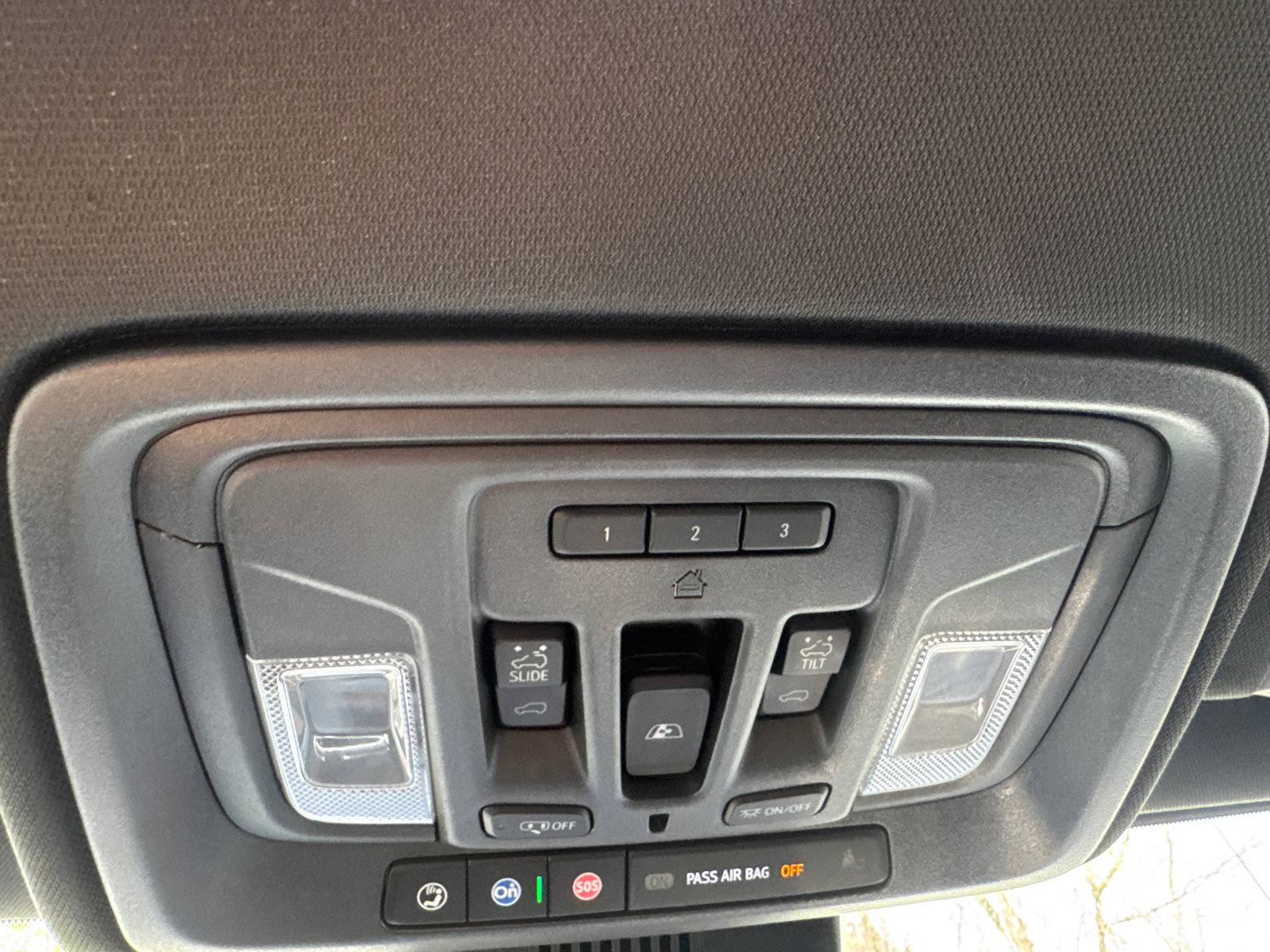 Used 2022 Chevrolet Silverado 1500 High Country w/ High Country Premium Package image 28