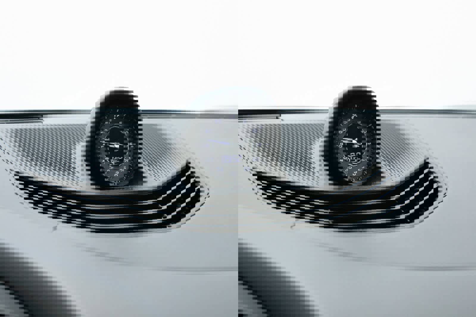 Certified 2020 Porsche Taycan Turbo S image 25