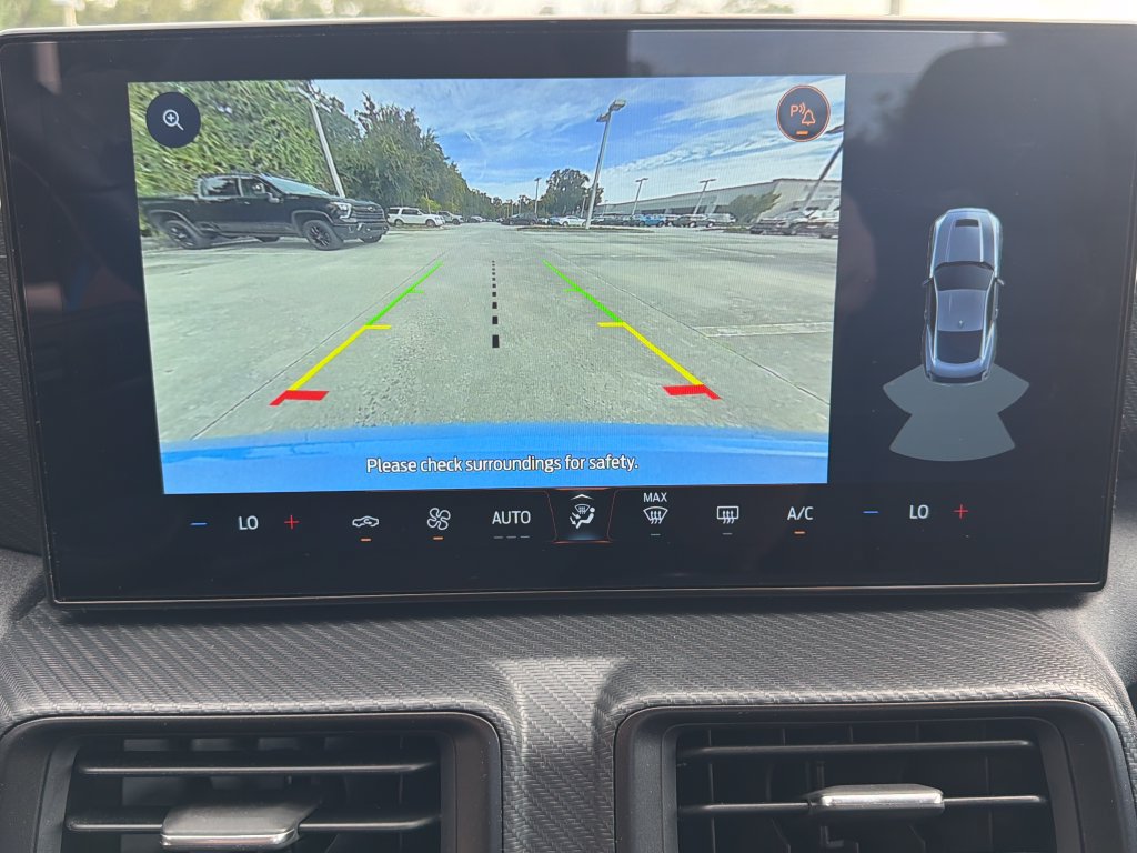 Used 2025 Ford Mustang Coupe RWD image 33