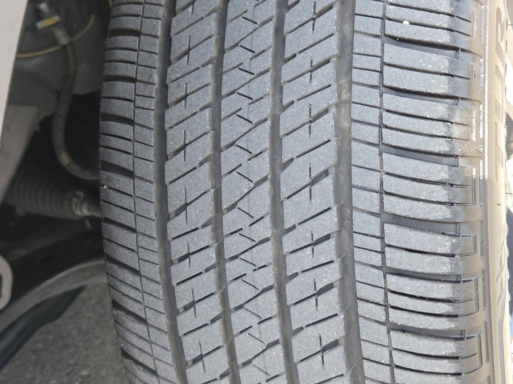 Certified 2022 Lexus UX 250h w/ Luxury Package image 30