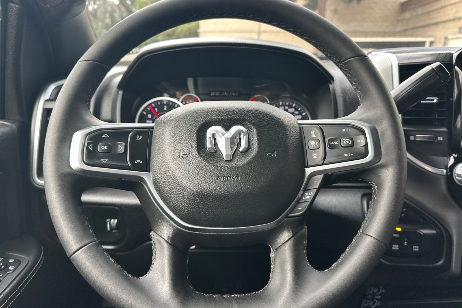 Used 2025 RAM 2500 Big Horn AWD/4WD image 22