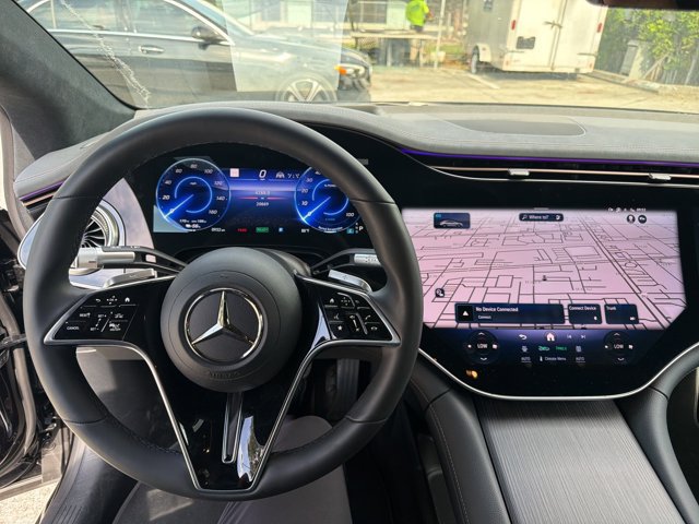 Used 2023 Mercedes-Benz EQS 580 4MATIC Sedan image 9