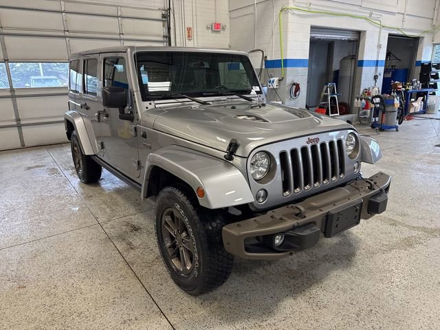 Used 2017 Jeep Wrangler Unlimited Sahara image 9