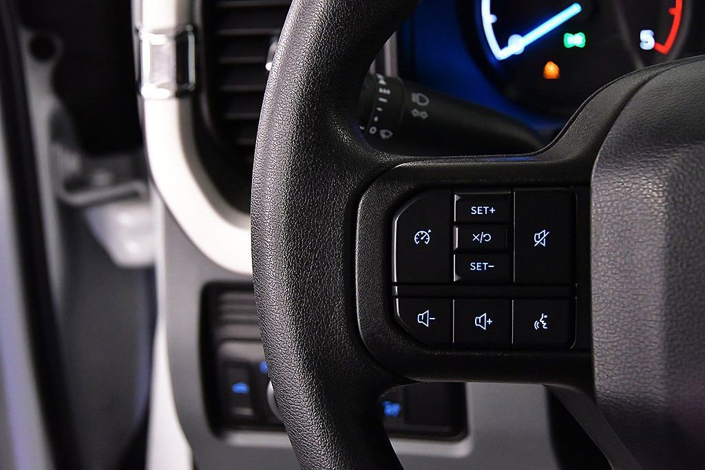 Used 2024 Ford F350 XLT image 23