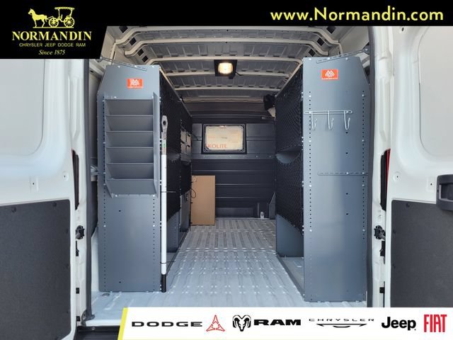 Used 2025 RAM ProMaster 2500 w/ Convenience Group FWD image 19