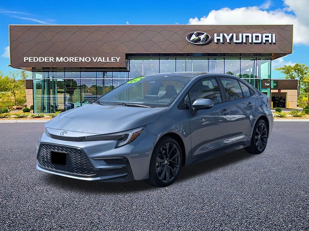 Used 2025 Toyota Corolla XSE image 8