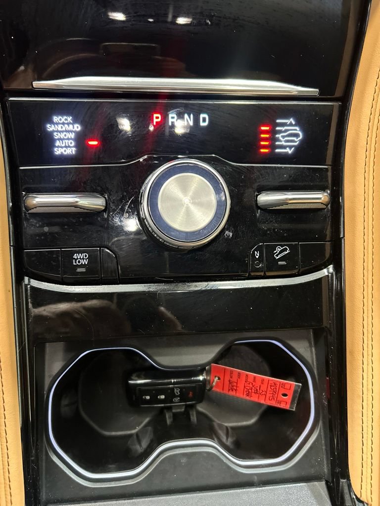 Used 2023 Jeep Grand Cherokee Summit AWD/4WD image 31