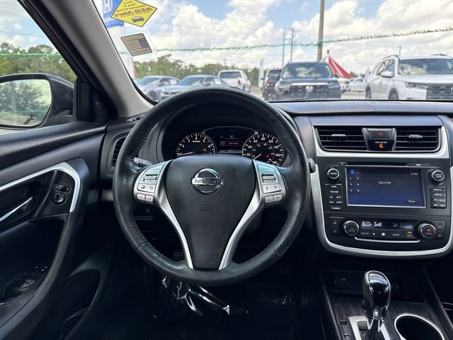 Used 2016 Nissan Altima 2.5 SL w/ 2.5 Technology Package FWD image 19