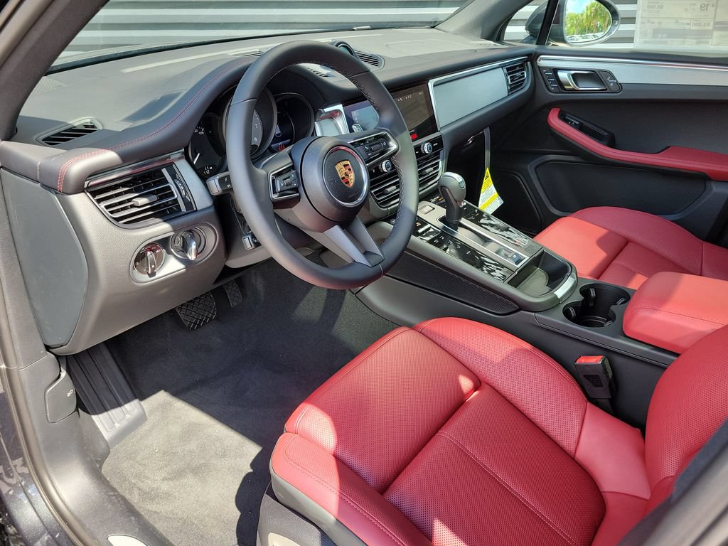New 2026 Porsche Macan S AWD/4WD image 4