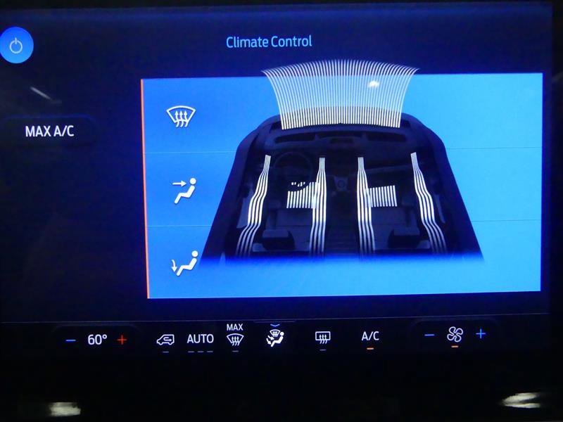 Used 2024 Ford Transit 350 XLT image 16