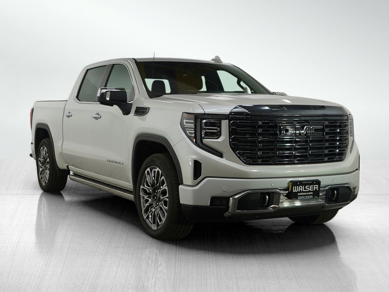 Used 2023 GMC Sierra 1500 Denali Ultimate image 7