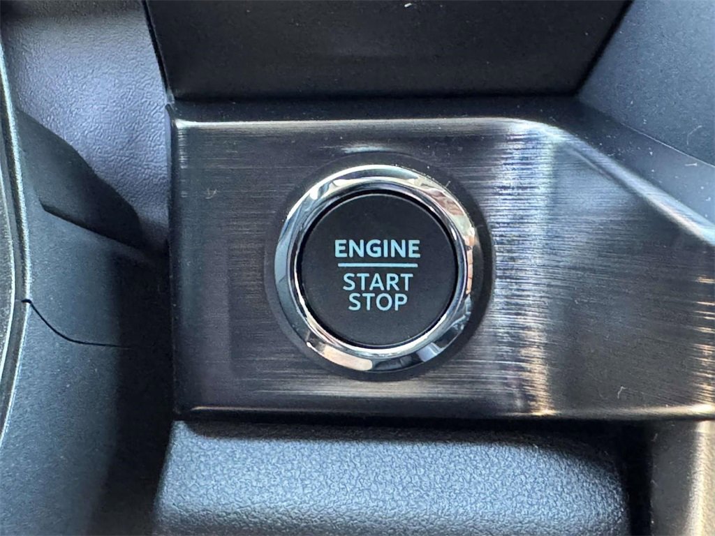 New 2026 Ford F250 Lariat image 9