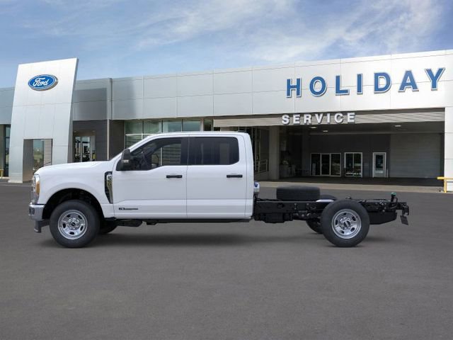 New 2025 Ford F350 XL w/ XL Chrome Package image 3