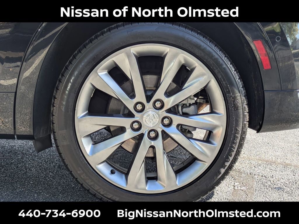 Used 2021 Buick Envision Avenir w/ Technology Package II image 28