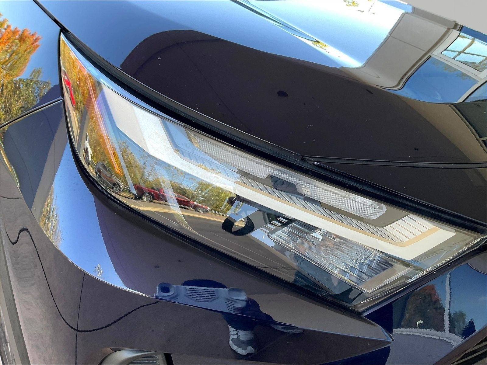 Used 2025 Toyota RAV4 XLE AWD/4WD image 30