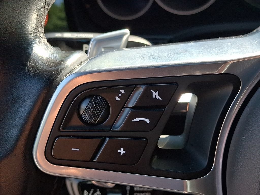 Used 2022 Porsche Cayenne S AWD/4WD image 23