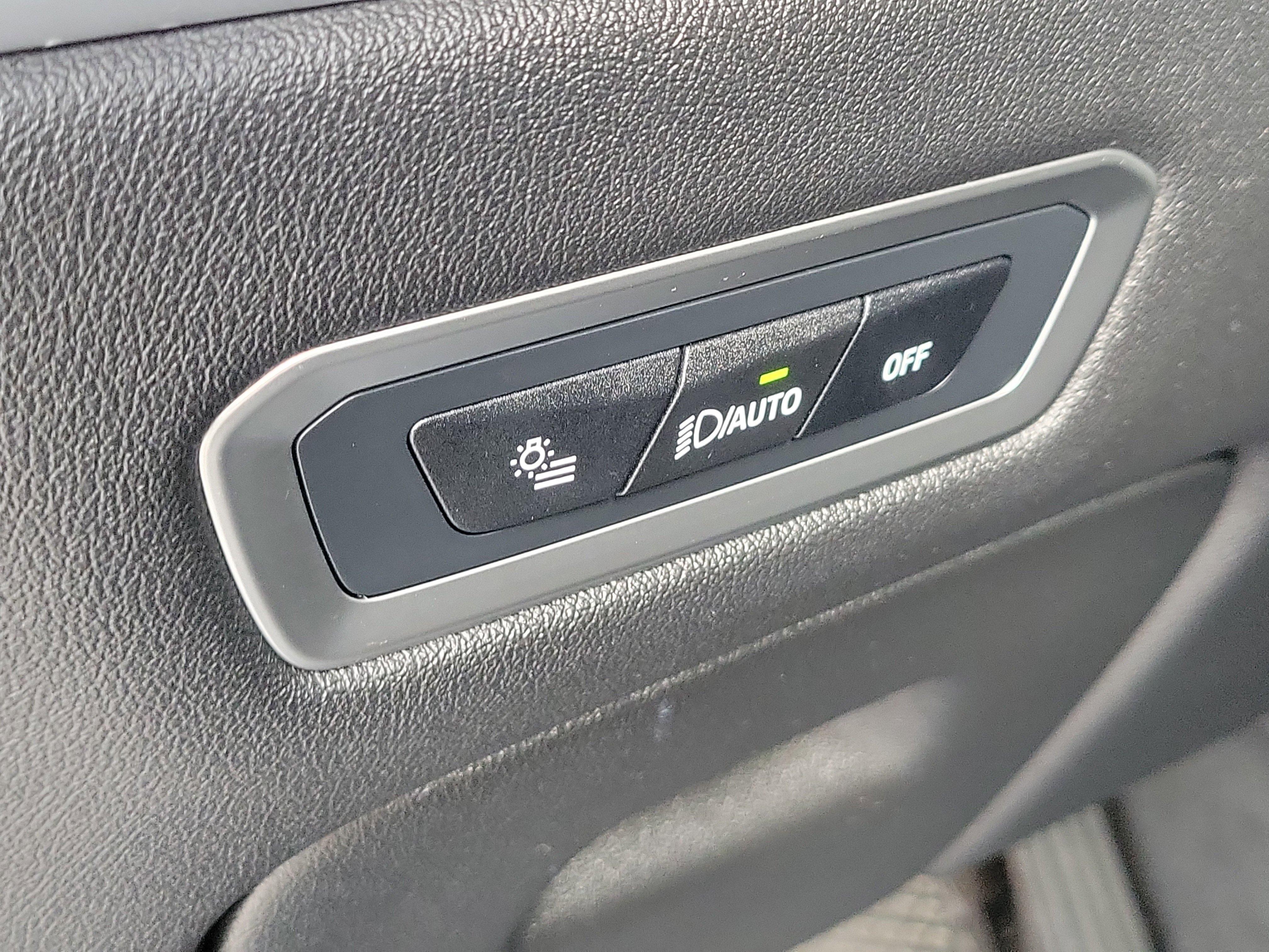 Used 2024 BMW X7 xDrive40i image 26