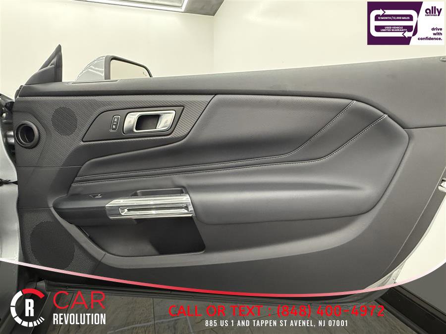 Used 2025 Ford Mustang Premium RWD image 37