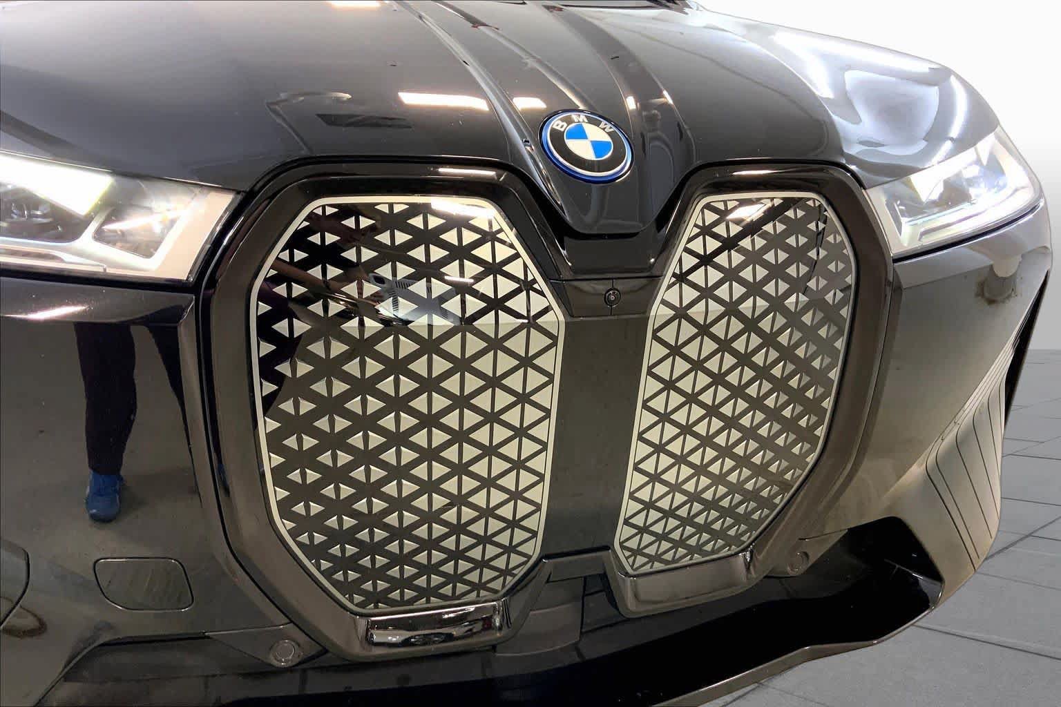 Used 2024 BMW iX M60 AWD/4WD image 32