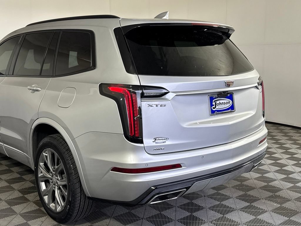 Used 2020 Cadillac XT6 Sport AWD/4WD image 13