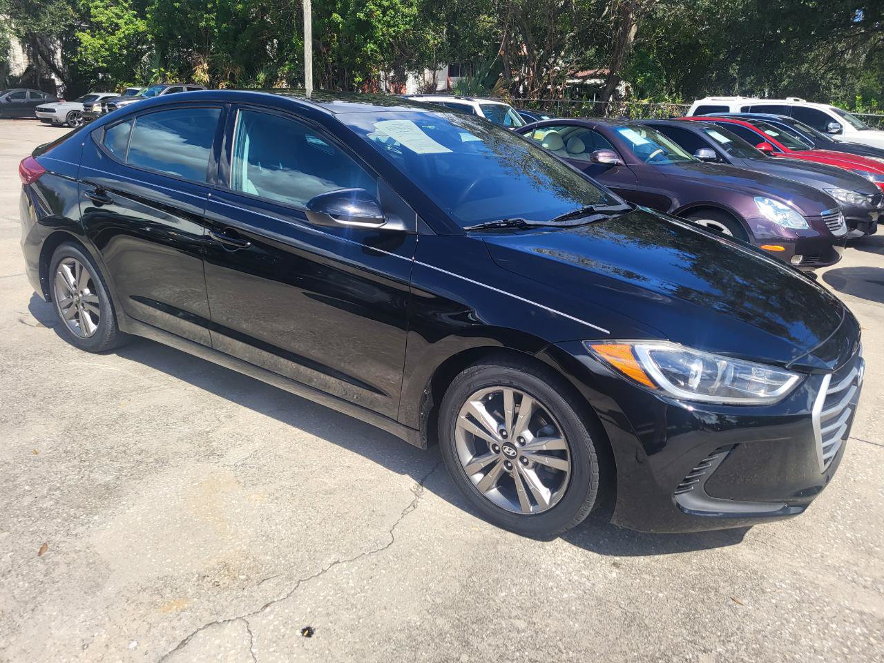 Used 2017 Hyundai Elantra SE FWD image 23