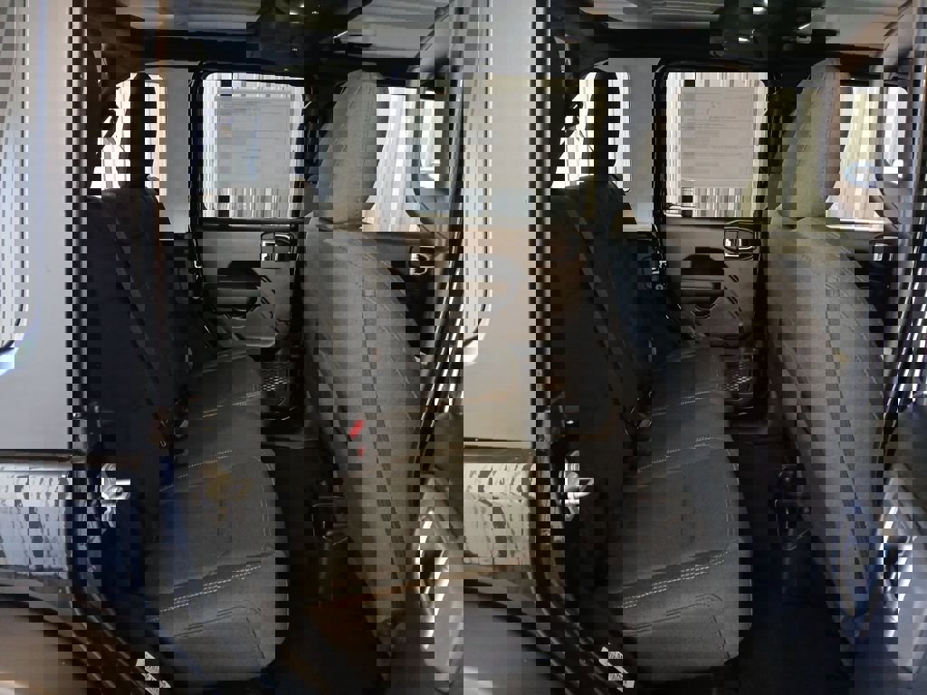 New 2026 Jeep Wrangler Unlimited Sport w/ Convenience Group image 32