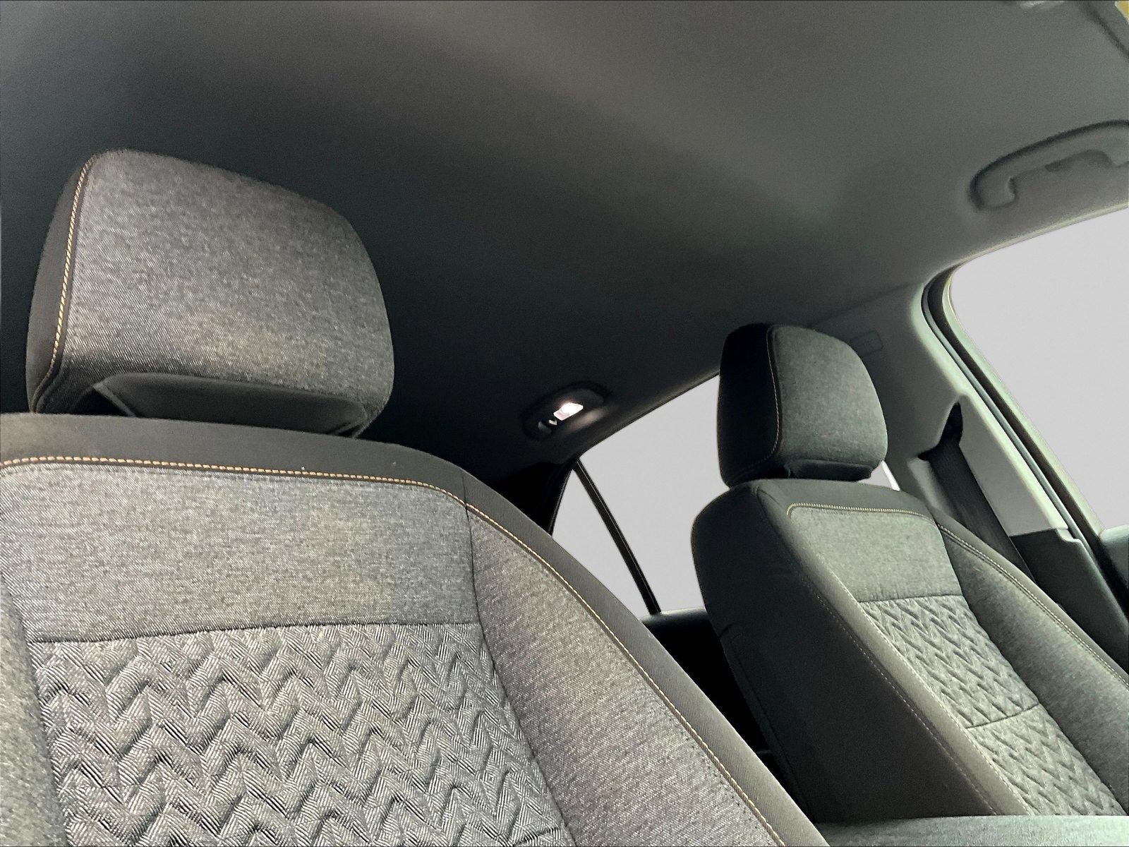 Used 2023 Chevrolet Equinox LT AWD/4WD image 27
