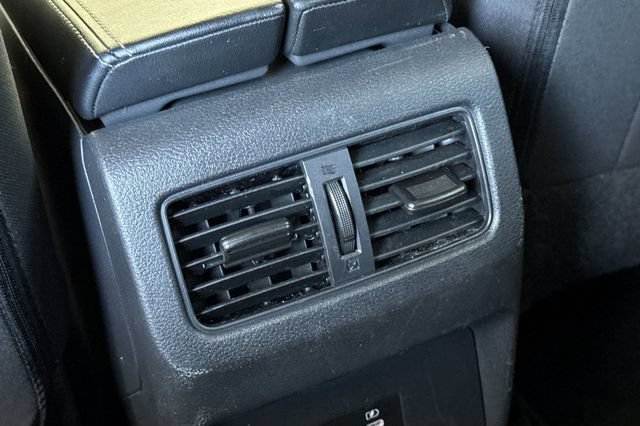 Used 2024 Nissan Rogue SV AWD/4WD image 44