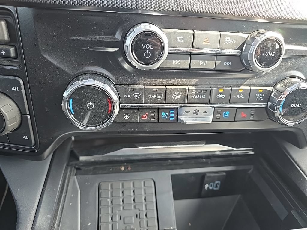 Used 2026 Ford F250 Platinum AWD/4WD image 26