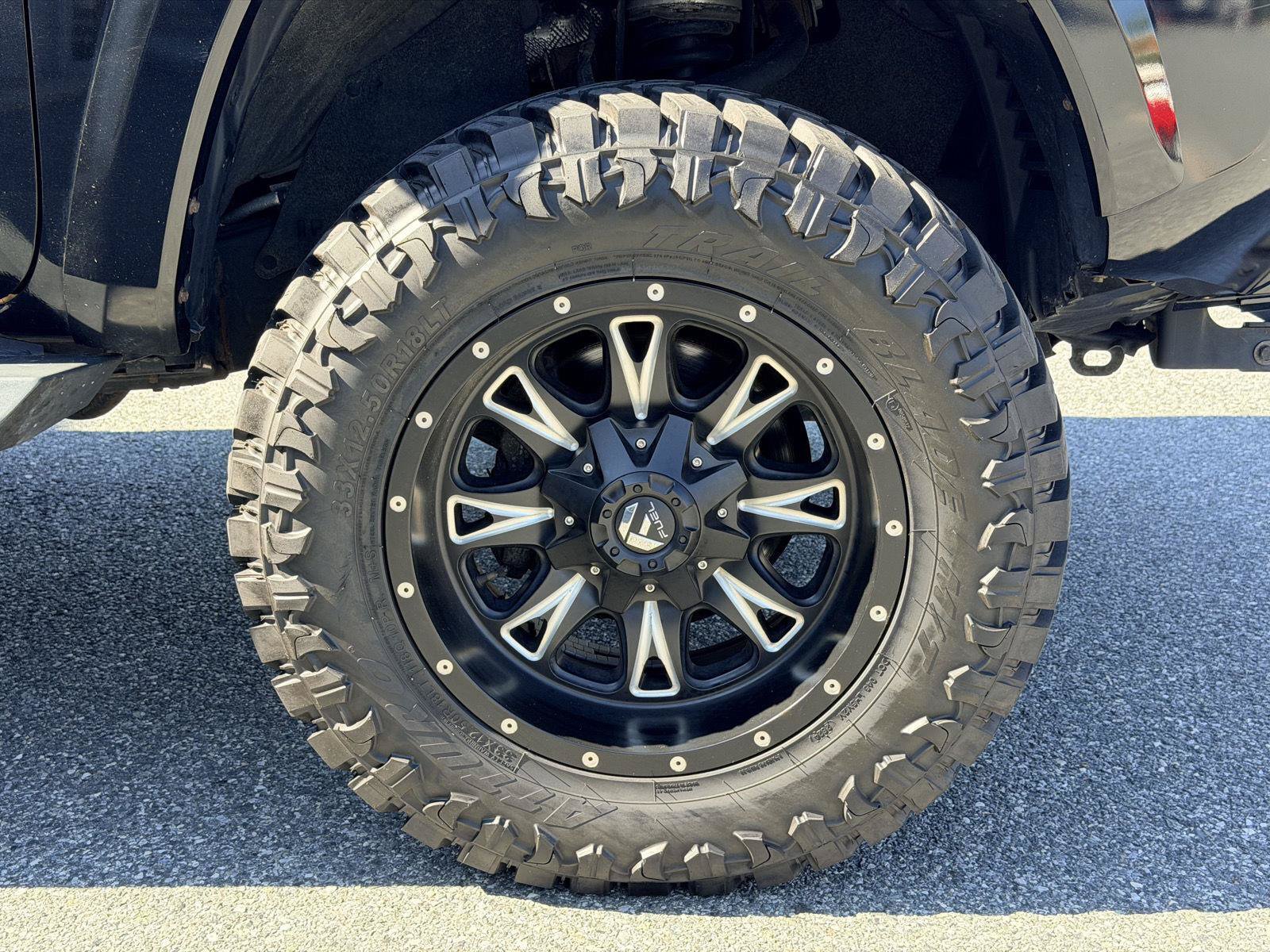Used 2017 Toyota Tacoma TRD Sport w/ Tow Package AWD/4WD image 25
