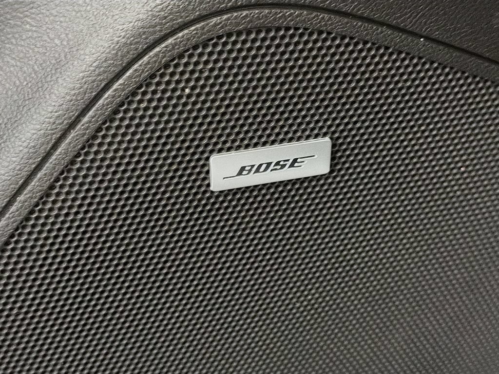 Used 2020 Chevrolet Trax LT w/ Sun & Sound Package FWD image 30