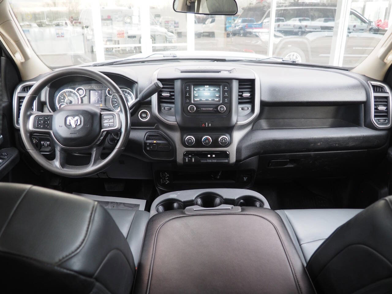 Used 2019 RAM 3500 Tradesman w/ Chrome Appearance Group image 14