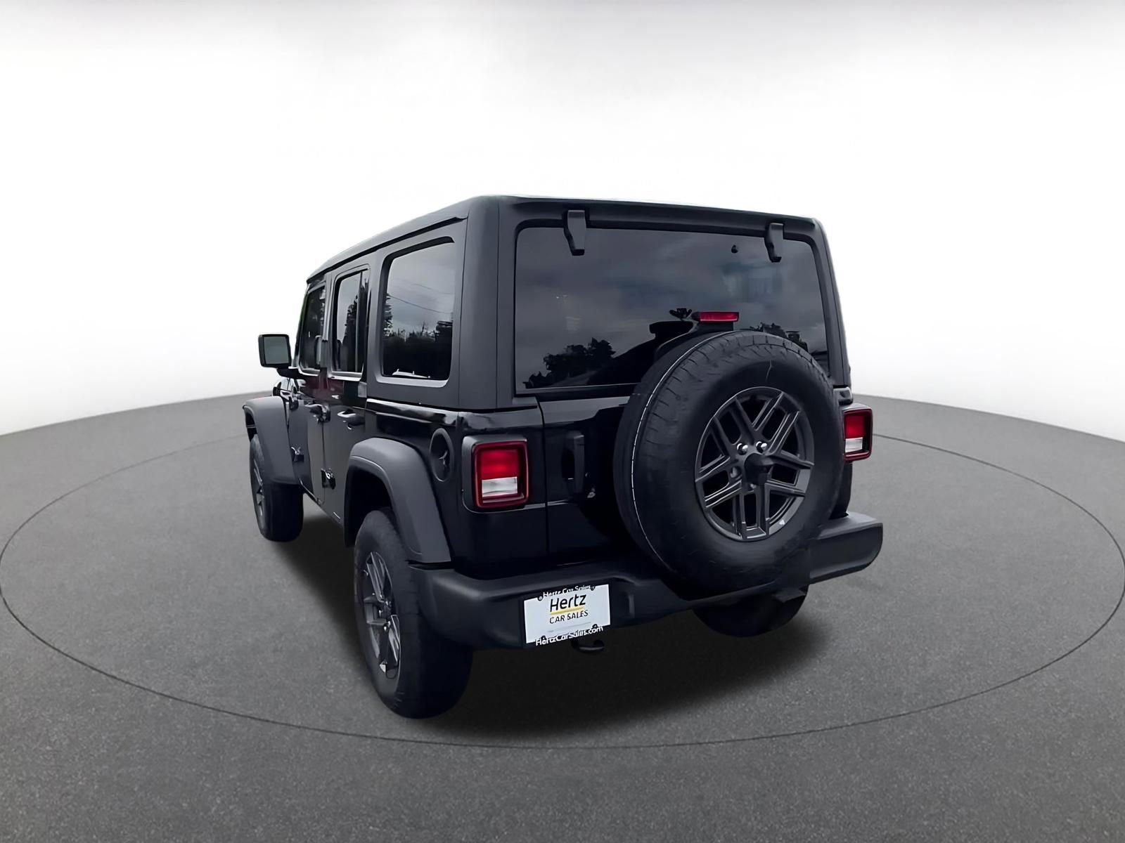 Used 2025 Jeep Wrangler Unlimited Sport AWD/4WD image 10