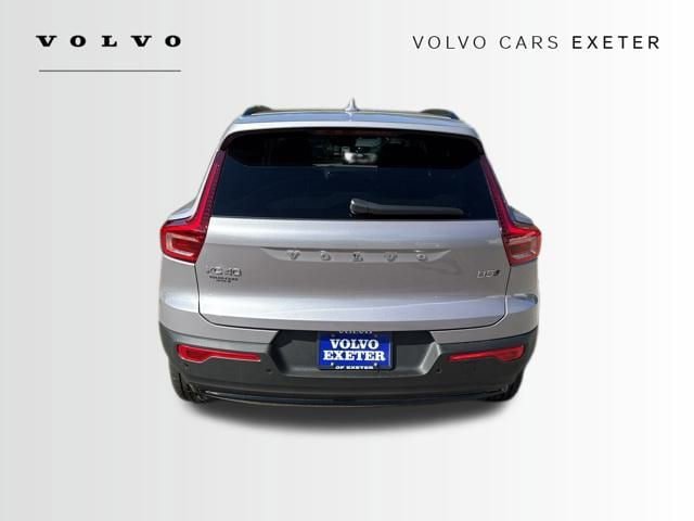 New 2026 Volvo XC40 B5 Plus w/ Protection Package Premier AWD/4WD image 13