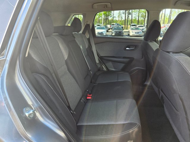 Used 2023 Nissan Rogue SV image 24