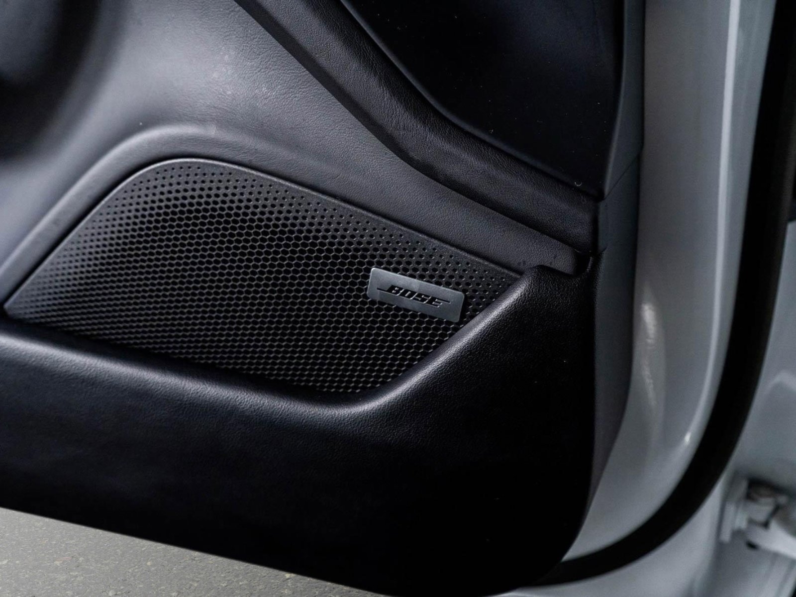 Used 2024 Porsche Taycan GTS w/ Premium Package (P6U) image 87