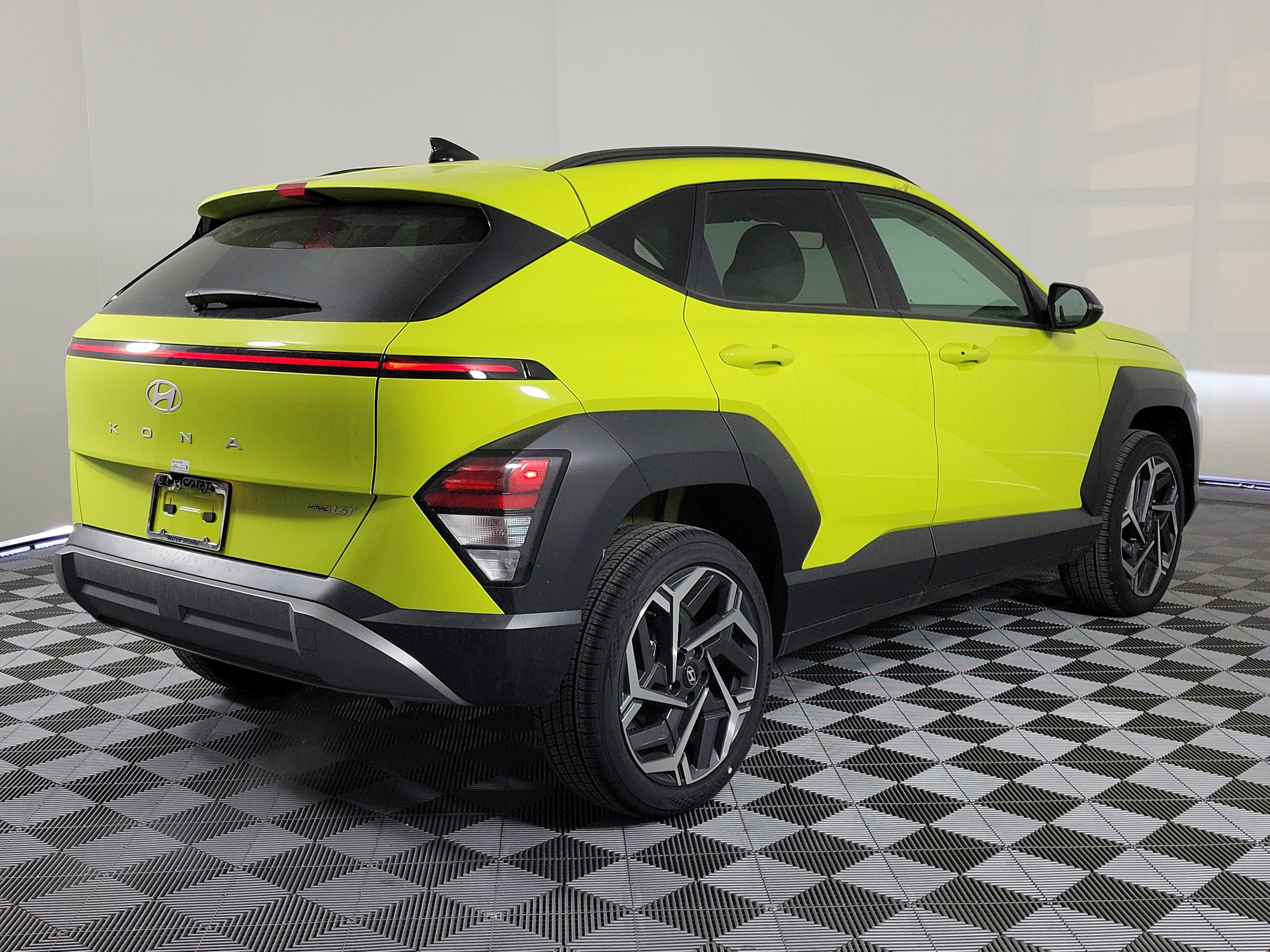 New 2026 Hyundai Kona SEL Premium AWD/4WD image 3