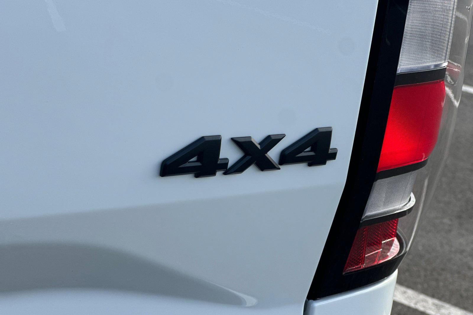 New 2026 Nissan Frontier SV image 32