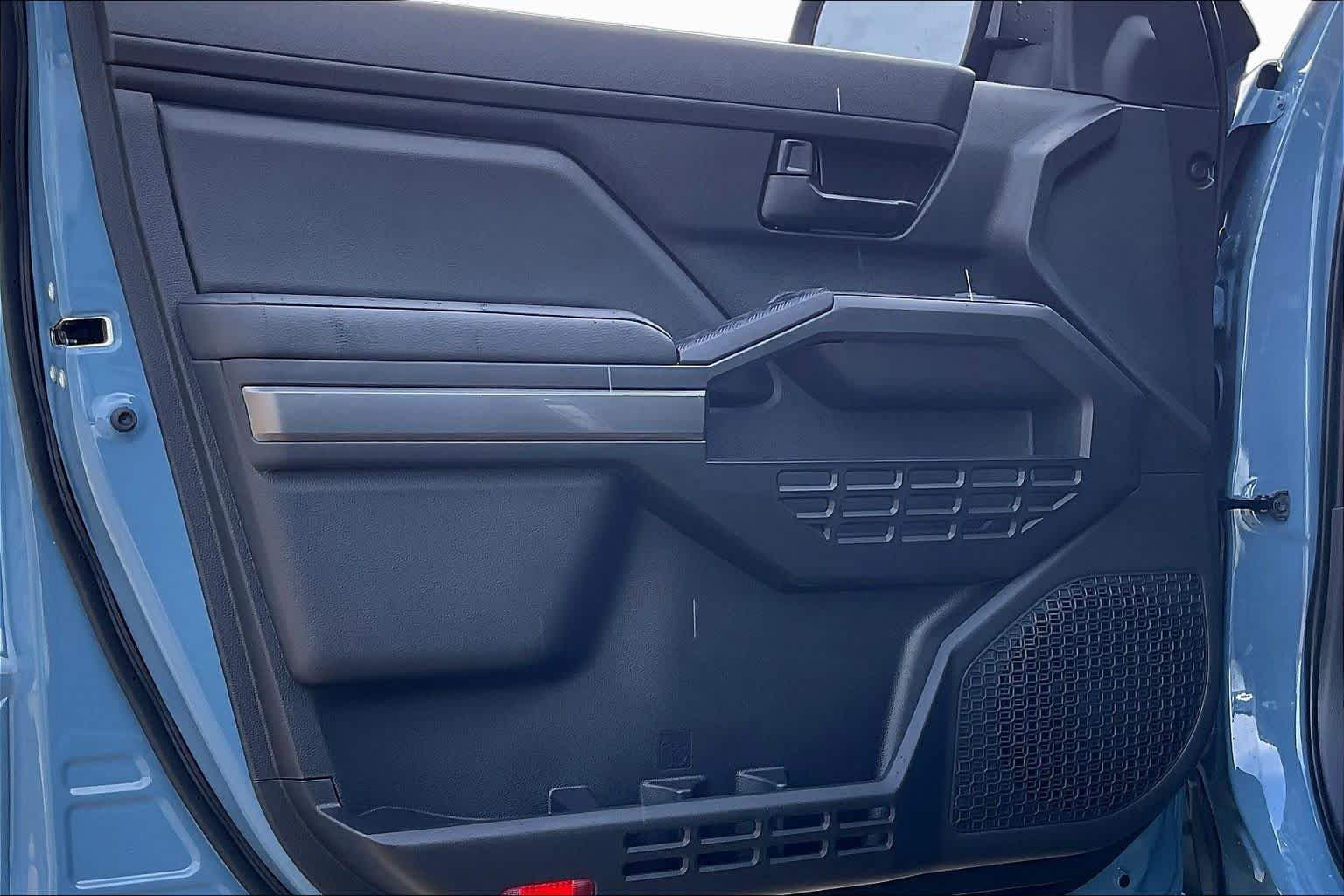 New 2026 Toyota Tacoma SR5 AWD/4WD image 10