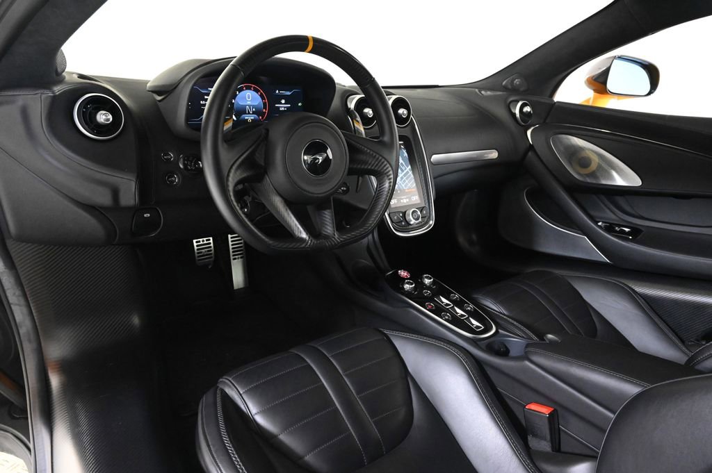 New 2025 McLaren GTS image 9