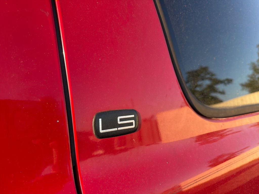 Used 2000 Chevrolet Suburban LS w/ LS Preferred Equipment Group RWD image 20